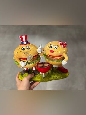 Patriotic Burger Couple decor
